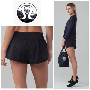lululemon athletica Womens Final Lap Short Black Size 4‎ Shorts LW7AEGS Wicking